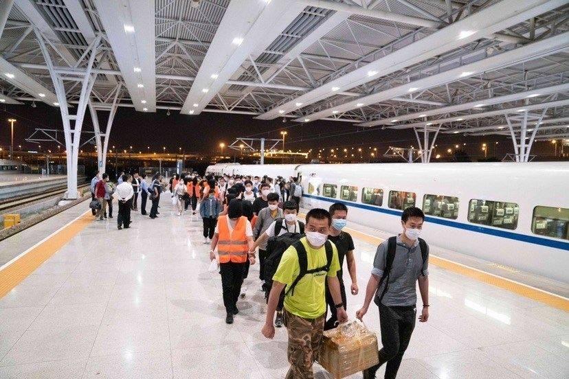 最新外匯交易平臺(tái)探索之旅，自然美景與內(nèi)心寧?kù)o的尋覓