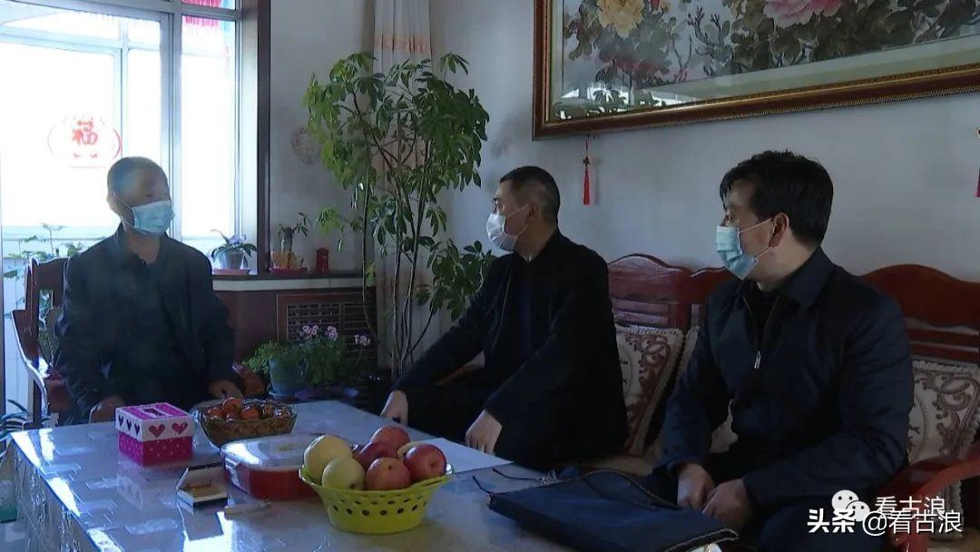 疫情醫(yī)護(hù)人員與小巷神秘寶藏，特色小店的隱藏魅力