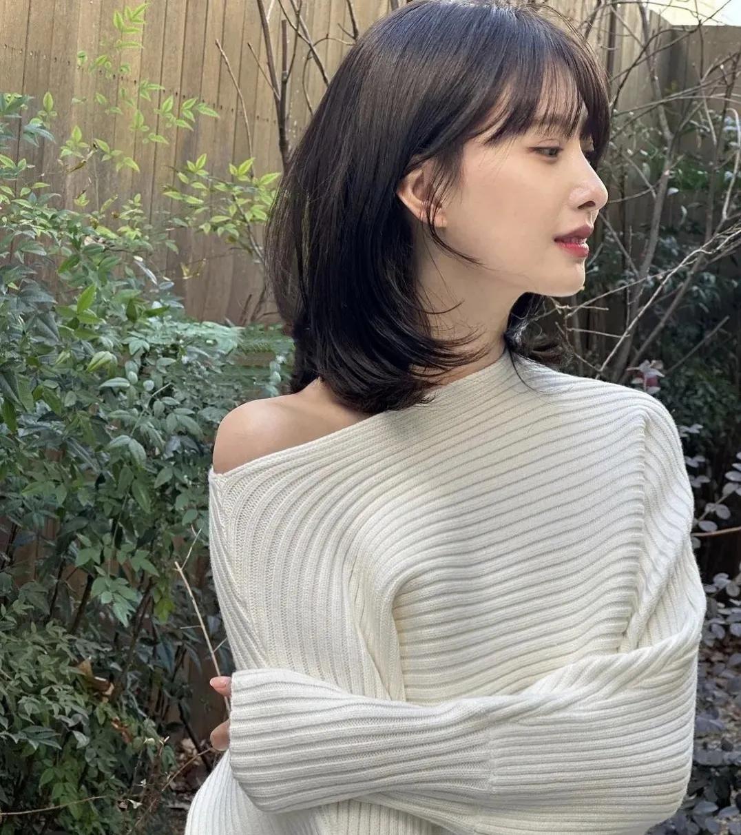 今年女性最新發(fā)型，科技重塑潮流之美