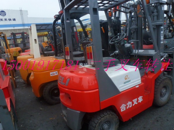 南通叉車工招聘啟事，加入團(tuán)隊(duì)，開啟叉車職業(yè)生涯新篇章！